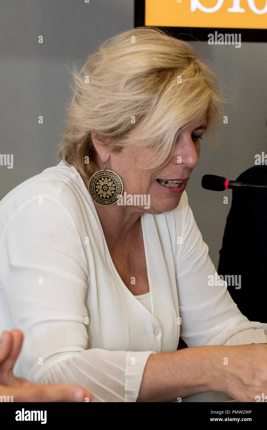 Italia Piemonte Torino Lingotto Fiere - 9 Settembre 2018 - Salone del Gusto a Terra Madre 2018 - Presentazione per i giornalisti - assessore regionale per la cultura e il turismo Parigi Antonella Credito: Davvero Facile Star/Alamy Live News Foto Stock