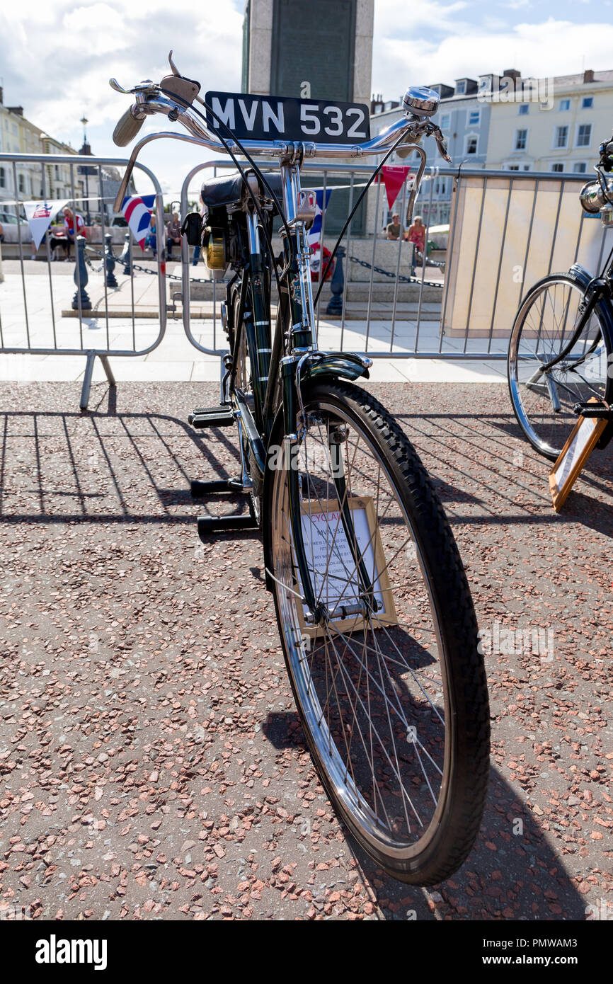 Trionfo bicicletta dotata di British Salmson aero engine. 31cc 2 tempi cv  0,7 a 3500rmp.Velocità massima 19,5 km/h. 212 mpg. peso 19 lb 4ozs Foto  stock - Alamy