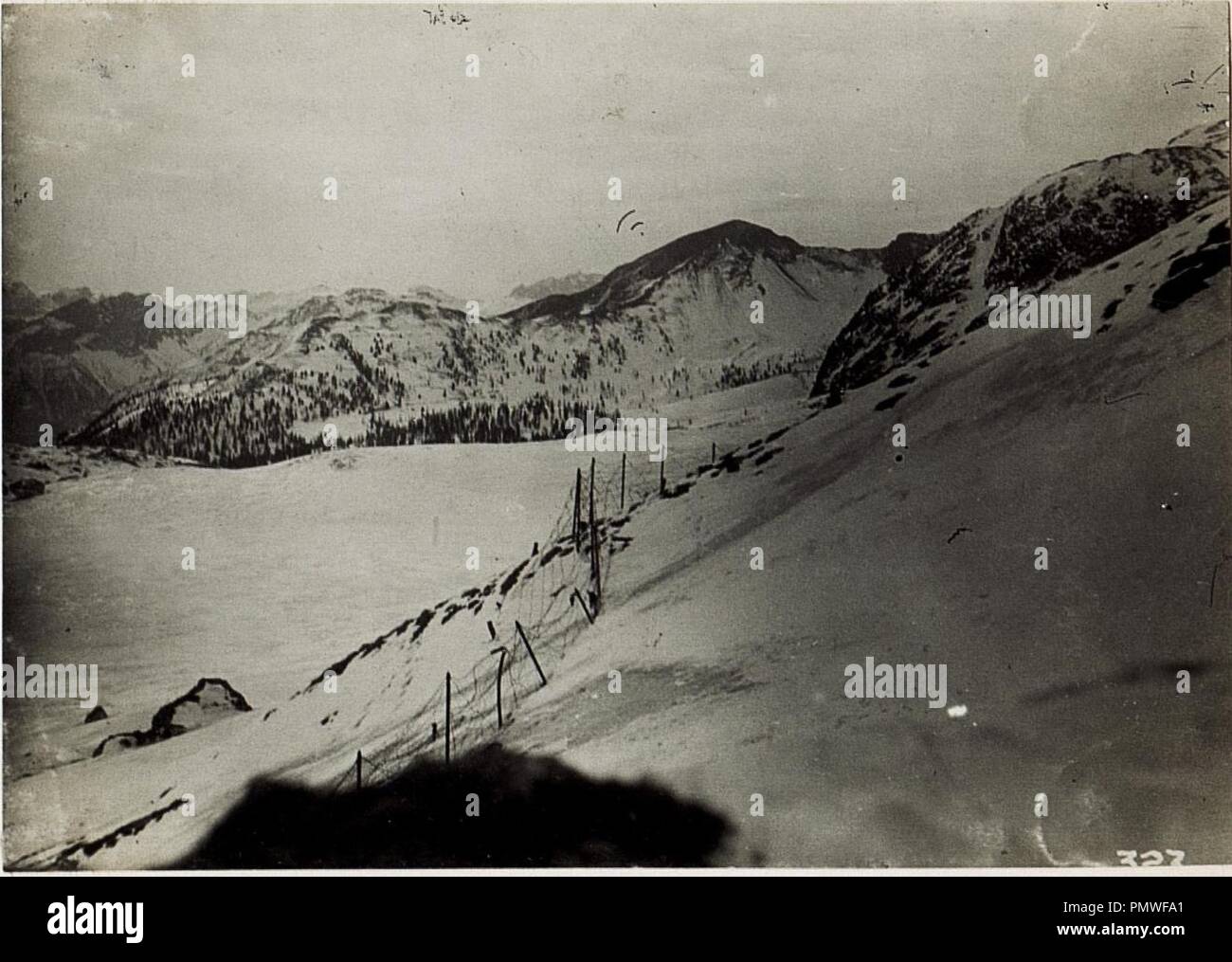 Blick vom Valparola - Sattel gegen Col di Lana, 24.1.1916. Foto Stock