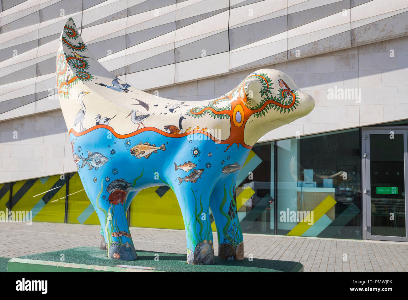 Liverpool Superlambanana creato dal taro Chiezo interpretato da Andy piccolo Julian Taylor Tommy motivo raggi di Stokes ArtTransPenine Exhibition 1998 Foto Stock