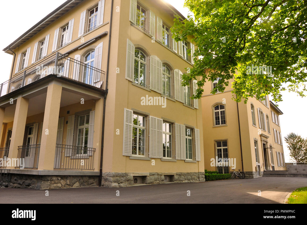 Svizzera: la Fondazione Casa della Swiss clinica di epilessia in cittã di  Zurigo Seefeld Foto stock - Alamy