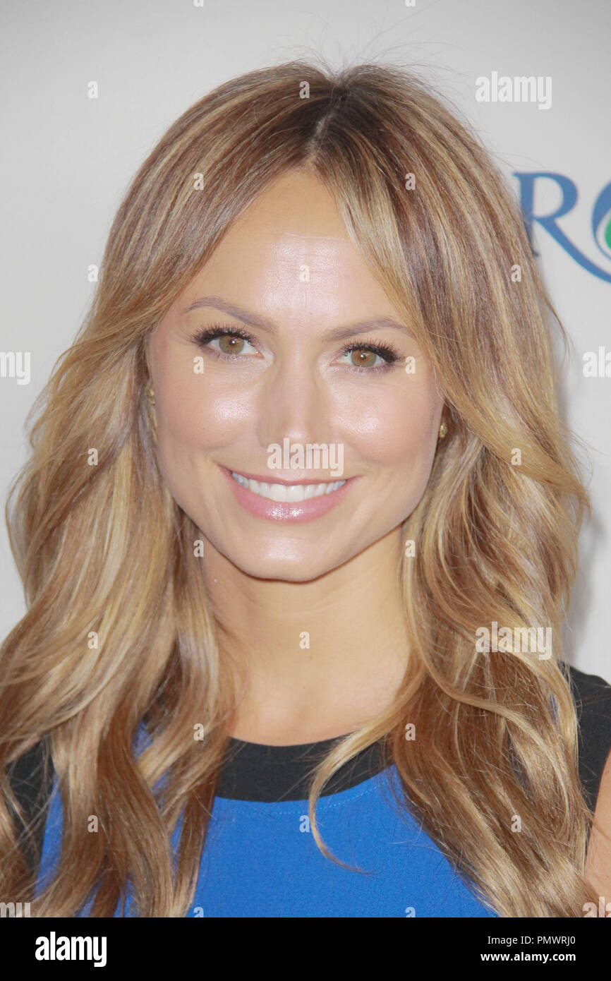 Stacy Keibler 01/12/2012 soddisfa oro Golden tenutasi presso l'Equinox West LA in West Los Angeles, CA Foto di Izumi Hasegawa / HNW / PictureLux Foto Stock