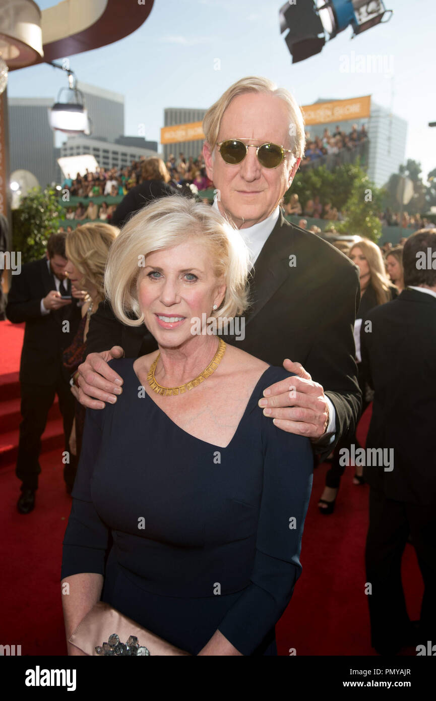 Il Golden Globe per la migliore canzone originale - Motion Picture passa a "SI PREGA il sig. KENNEDY" per INSIDE LLEWYN DAVIS - T Bone Burnett e Callie Khouri frequentare la settantunesima Annuale di Golden Globe Awards presso il Beverly Hilton di Beverly Hills, CA domenica 12 gennaio, 2014. Riferimento al file # 32222 304CCR per solo uso editoriale - Tutti i diritti riservati Foto Stock