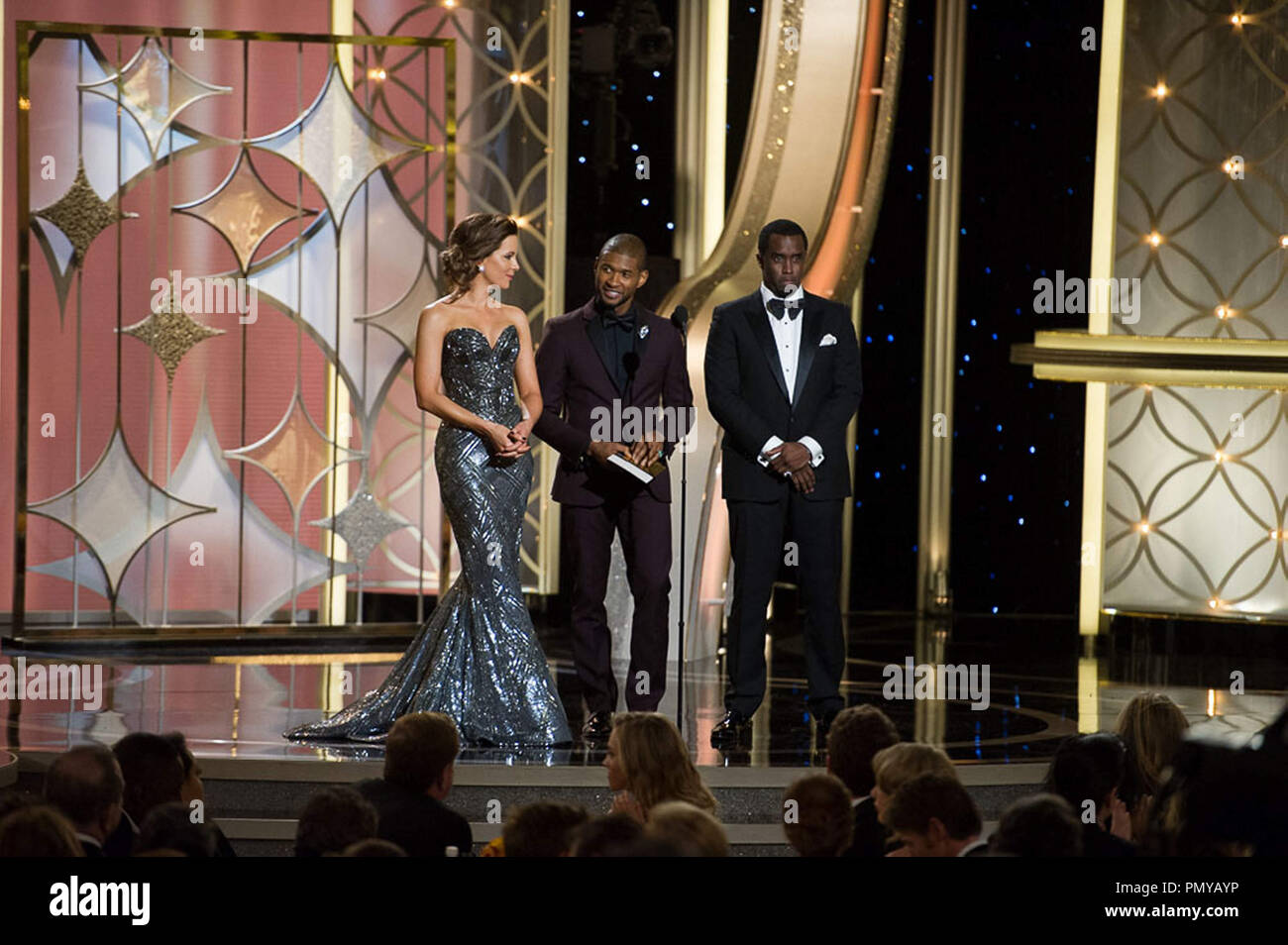 I presentatori Kate Beckinsale, Usher, e Sean Diddy Combs sul palco durante la settantunesima Annuale di Golden Globe Awards presso il Beverly Hilton di Beverly Hills, CA domenica 12 gennaio, 2014. Riferimento al file # 32222 493CCR per solo uso editoriale - Tutti i diritti riservati Foto Stock
