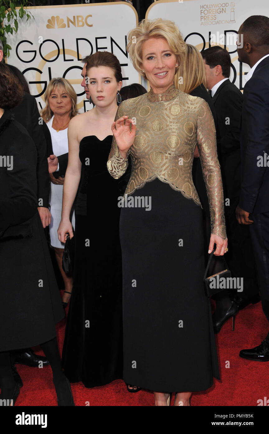 Emma Thompson & figlia Gaia Romilly Wise all'2014 Golden Globes presso il Beverly Hilton Hotel. Foto di CCR / PictureLux Riferimento File # 32222 622JRCPS per solo uso editoriale - Tutti i diritti riservati Foto Stock