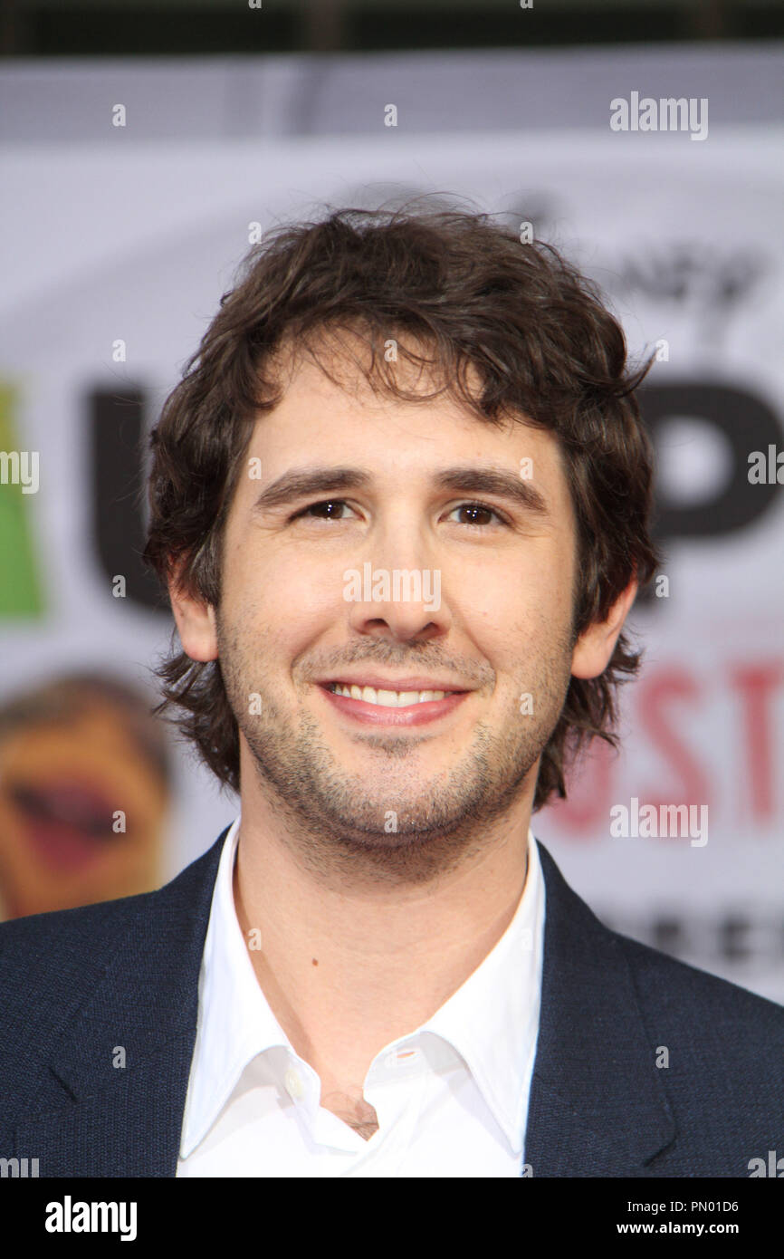 Josh Groban 03/11/2014 La Premiere mondiale di 'Muppets Most Wanted" tenutasi presso l'El Capitan theater a Hollywood, CA Foto di Izumi Hasegawa / HNW / PictureLux Foto Stock