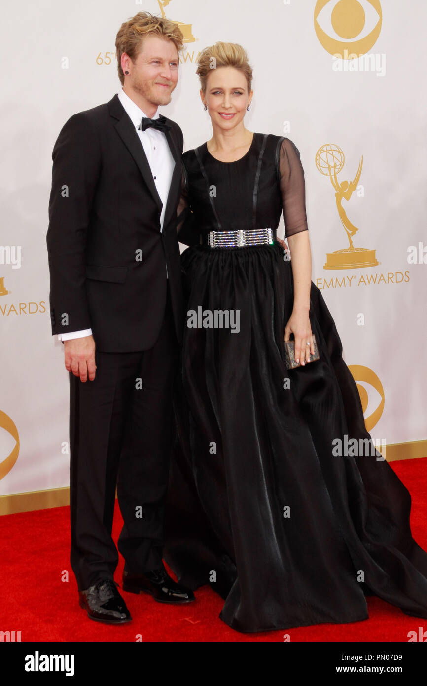 Renn Hawkey e Vera Farmiga al sessantacinquesimo Primetime Emmy Awards tenutosi presso il Nokia Theater L.A. Vive a Los Angeles, CA, il 22 settembre 2013. Foto di Joe Martinez / PictureLux Foto Stock