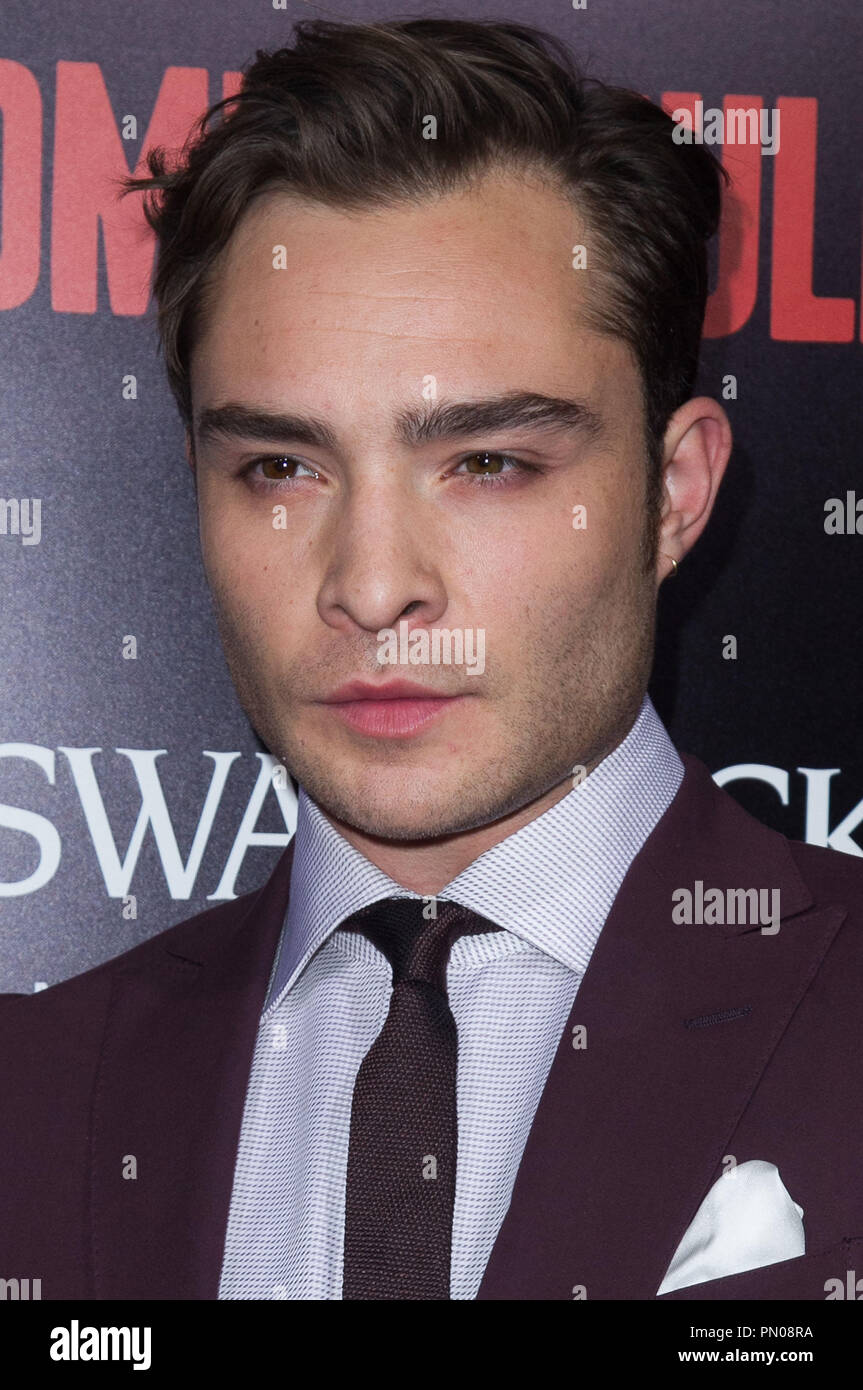 Ed Westwick a "Romeo e Giulietta" Los Angeles Premiere detenute al ArcLight Hollywood in Hollywood, CA. La manifestazione ha avuto luogo martedì, settembre 24, 2013. Foto di PRPP PRPP / PictureLux Riferimento File # 32131 020PRPP per solo uso editoriale - Tutti i diritti riservati Foto Stock