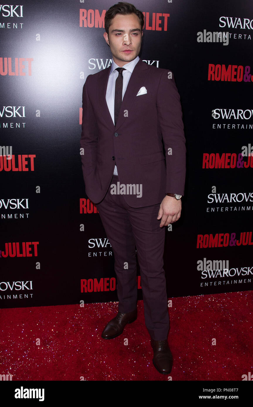 Ed Westwick a "Romeo e Giulietta" Los Angeles Premiere detenute al ArcLight Hollywood in Hollywood, CA. La manifestazione ha avuto luogo martedì, settembre 24, 2013. Foto di PRPP PRPP / PictureLux Riferimento File # 32131 024PRPP per solo uso editoriale - Tutti i diritti riservati Foto Stock