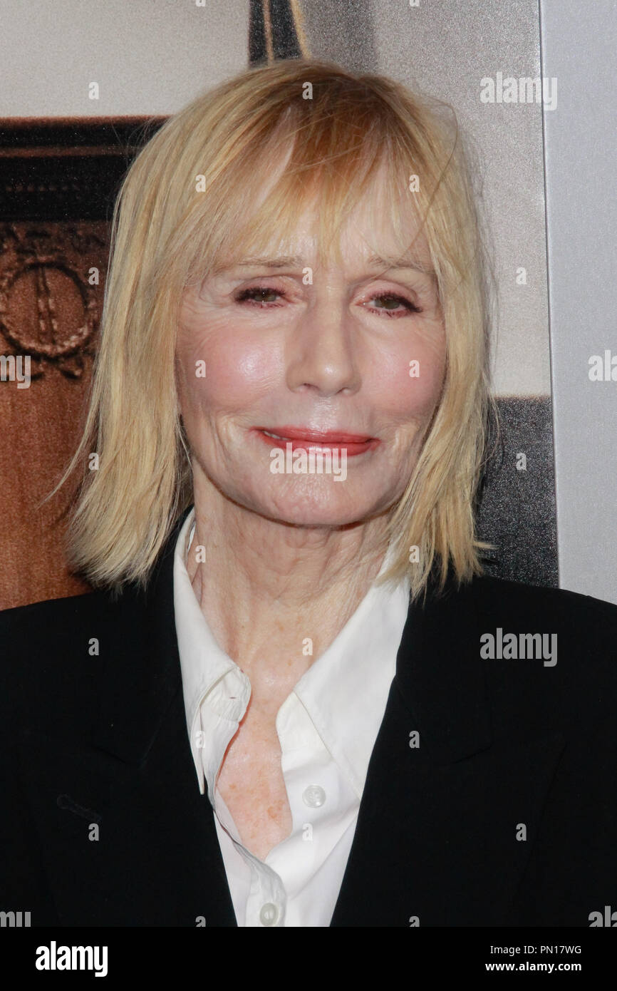 Sally Kellerman al Warner Bros Foto' premiere di "giudice" tenutasi presso il Samuel Goldwyn Theater di Beverly Hills, CA, 1 ottobre 2014. Foto di Joe Martinez / PictureLux Foto Stock