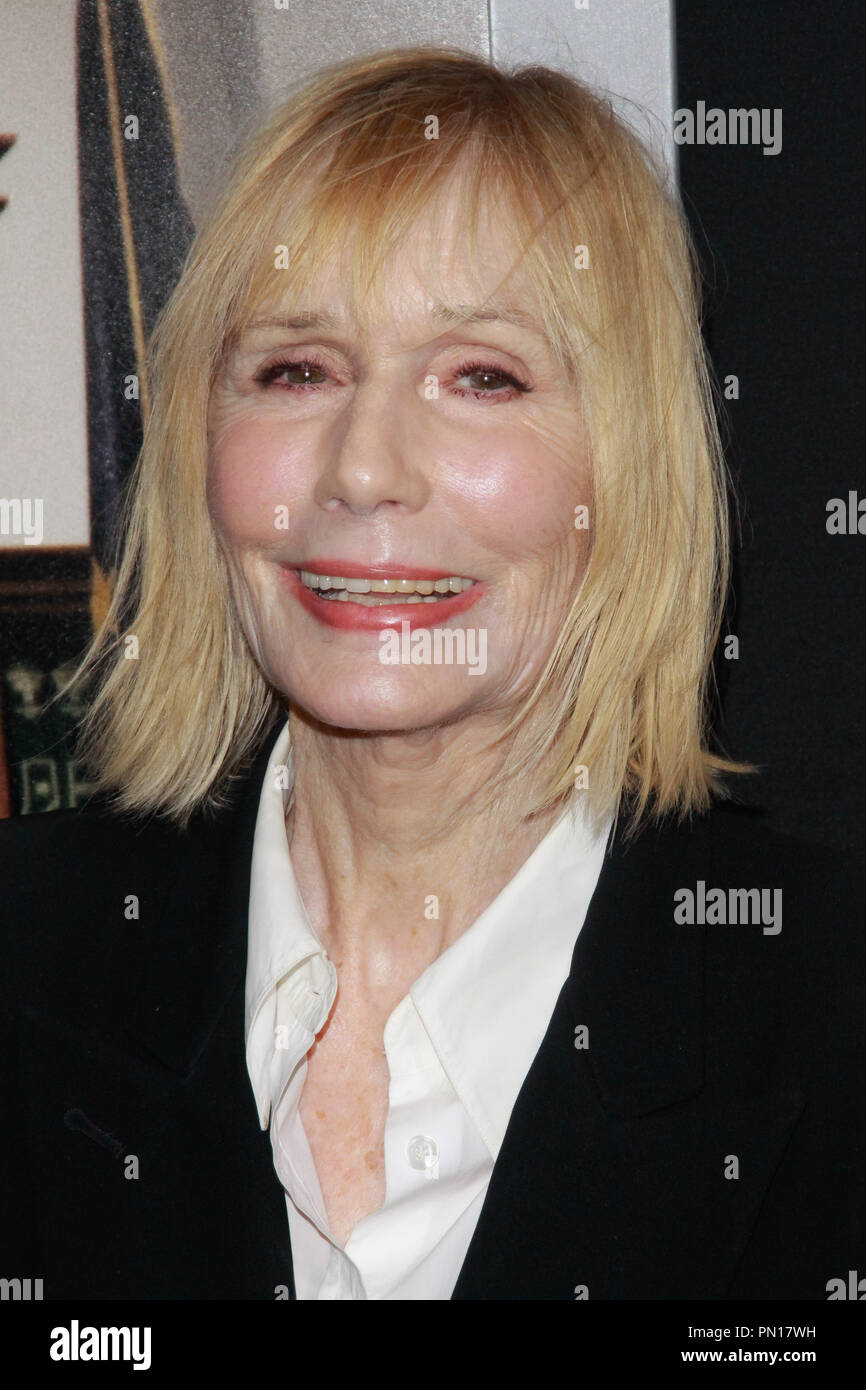 Sally Kellerman al Warner Bros Foto' premiere di "giudice" tenutasi presso il Samuel Goldwyn Theater di Beverly Hills, CA, 1 ottobre 2014. Foto di Joe Martinez / PictureLux Foto Stock