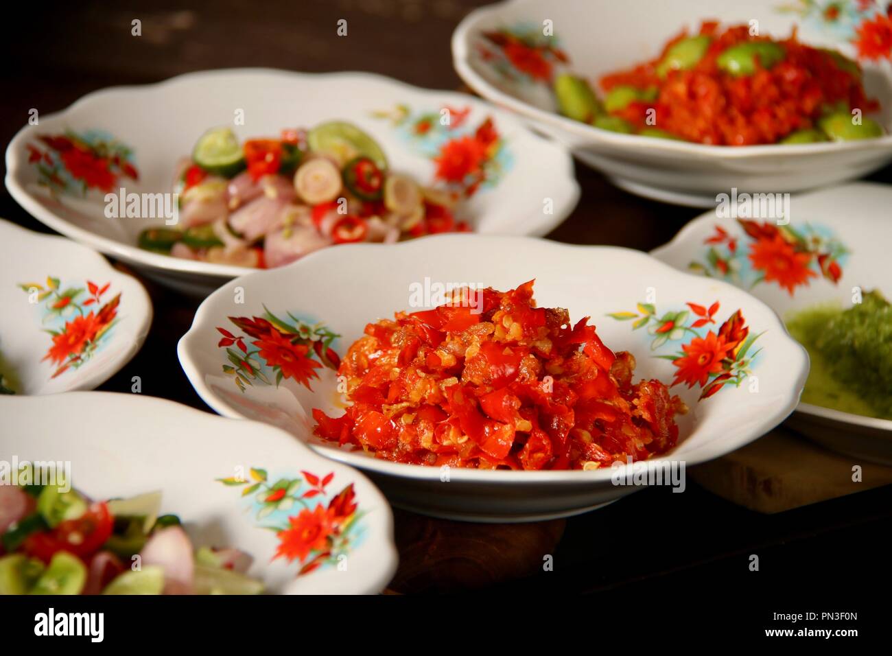 Sambalado, il Padangnese condimento piccante del peperoncino rosso tritato incolla Foto Stock