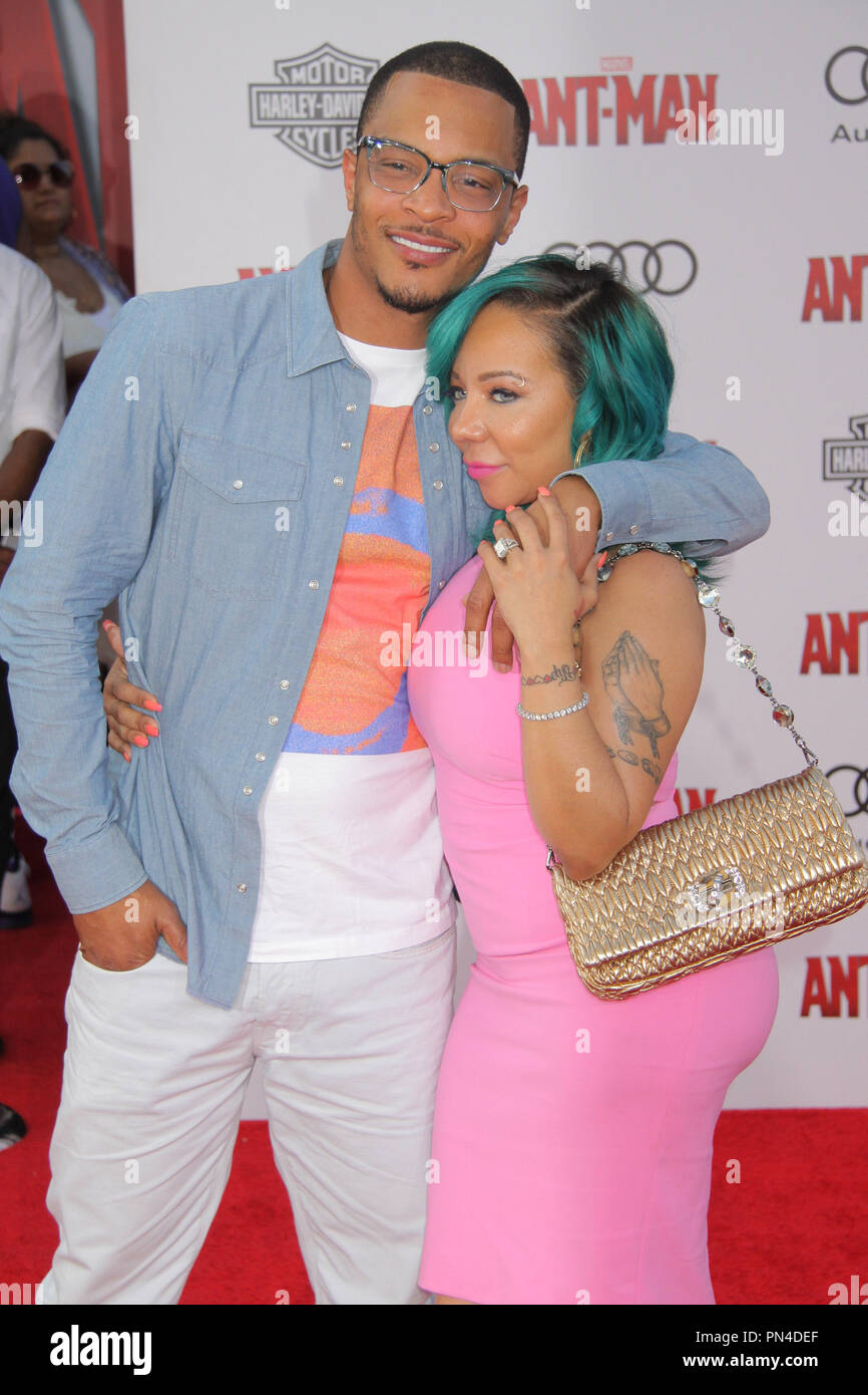 Suggerimento "T.I." Harris, Tameka 'Tiny' Cottle 06/29/2015 La Premiere Mondiale della meraviglia 'Ant-Man" tenutasi presso il Teatro Dolby in Hollywood, CA Foto di Izumi Hasegawa / HNW / PictureLux Foto Stock