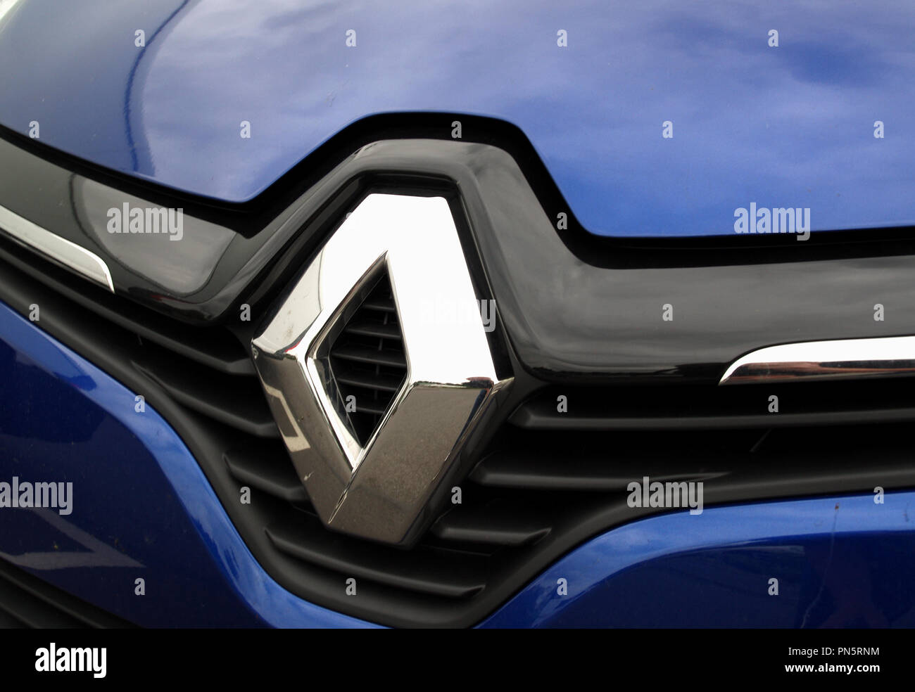 Renault Clio il badge Foto Stock