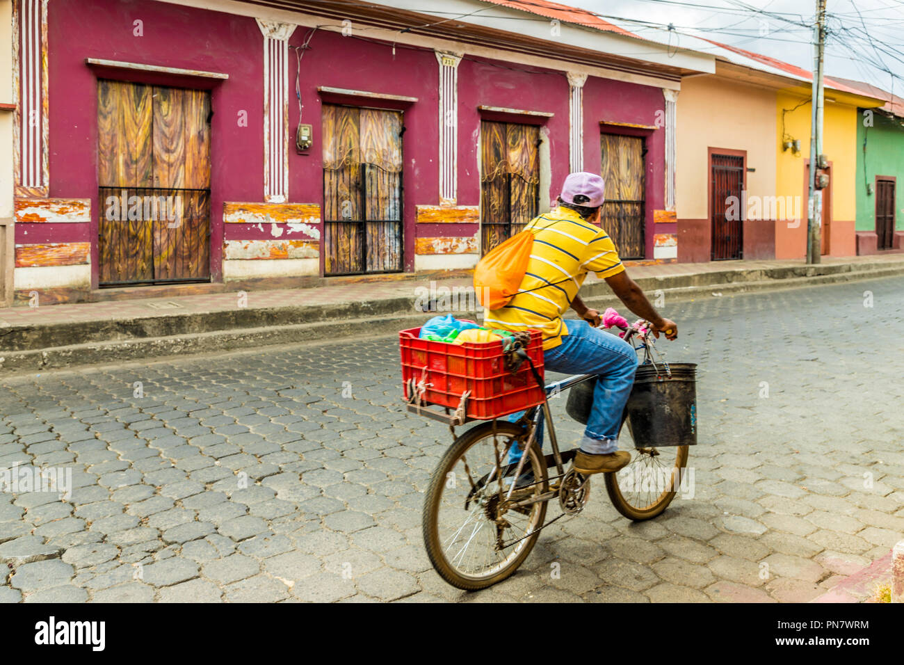 Leon Nicaragua. Febbraio 2018. Una tipica scena di strada in Leon in Nicaragua Foto Stock