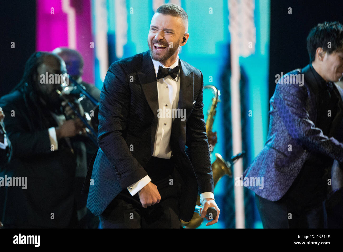 Justin Timberlake esegue sul palco durante il live ABC di teletrasmissione dell'ottantanovesimo Oscar® al Dolby® Theatre di Hollywood, CA domenica, 26 febbraio 2017. Riferimento al file # 33242 330THA per solo uso editoriale - Tutti i diritti riservati Foto Stock
