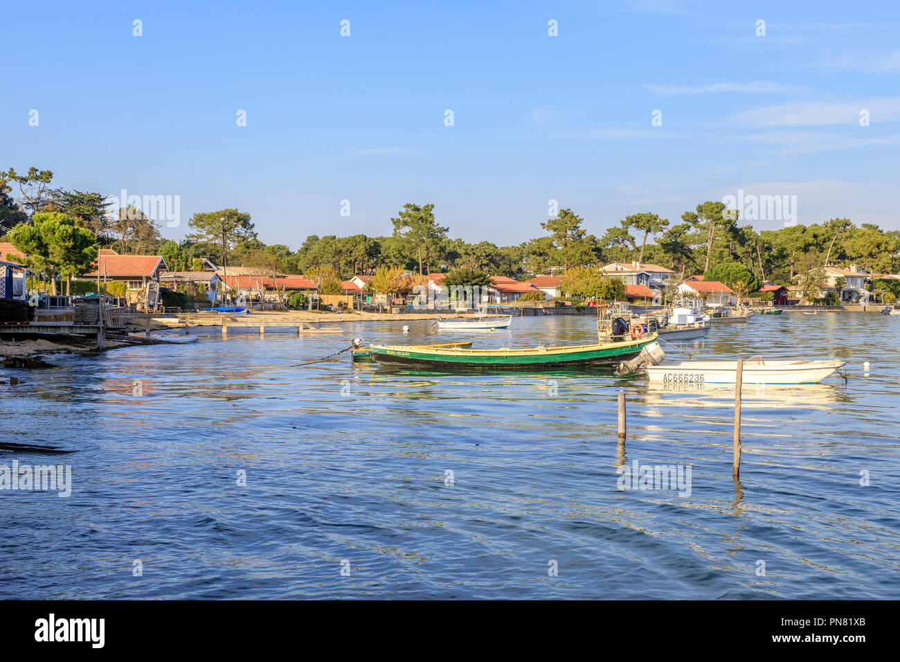 Francia, Gironde, Cote d'Argent, Parc naturel marin du Bassin d'Arcachon (Arcachon Bay Marine Parco Naturale), Lege Cap Ferret, ostricoltura villaggio di Foto Stock