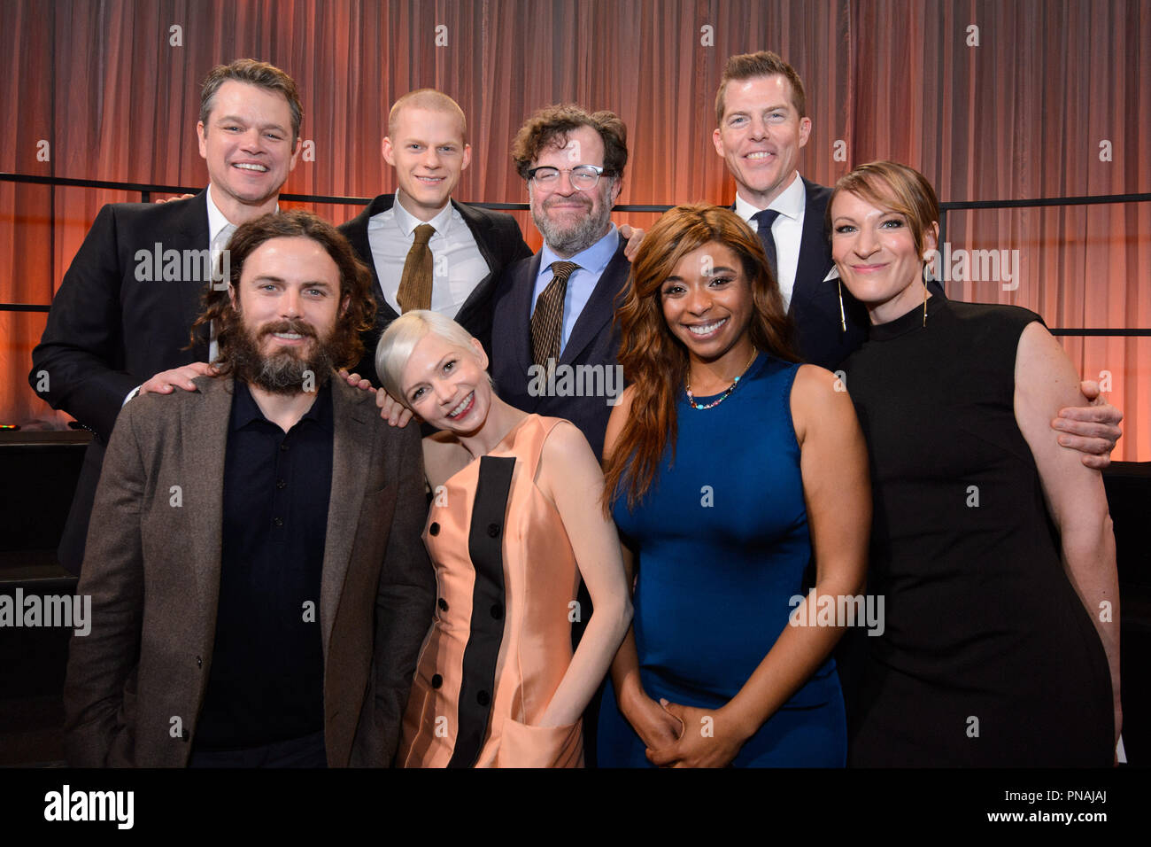L'Oscar® Nominees Pranzo a Beverly Hills lunedì 6 febbraio 2017. Il 89 Oscar® sarà l'aria di Domenica, 26 febbraio live sul ABC. Nella foto (da sinistra a destra): Matt Damon e Casey Affleck, Lucas siepi, Michelle Williams, Kenneth Lonergan, Kimberly Steward, Kevin J. Walsh e Lauren Beck. Riferimento al file # 33227_028THA per solo uso editoriale - Tutti i diritti riservati Foto Stock