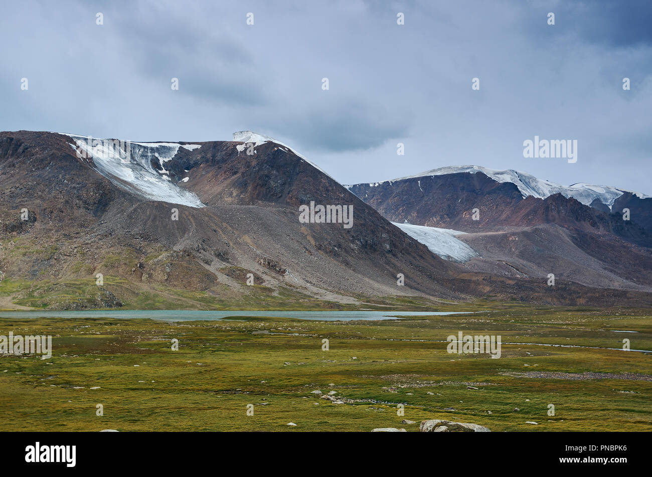 Barskoon Gorge, Barskoon valley in Kirghizistan, alta Tyan Shan montagne, Asia centrale Foto Stock