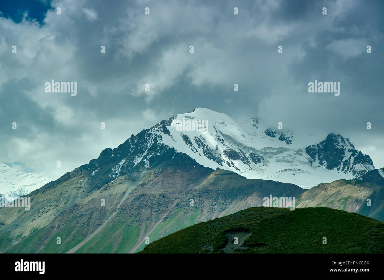 Alay Valle , il picco di Lenin Pamir Mountains Foto Stock