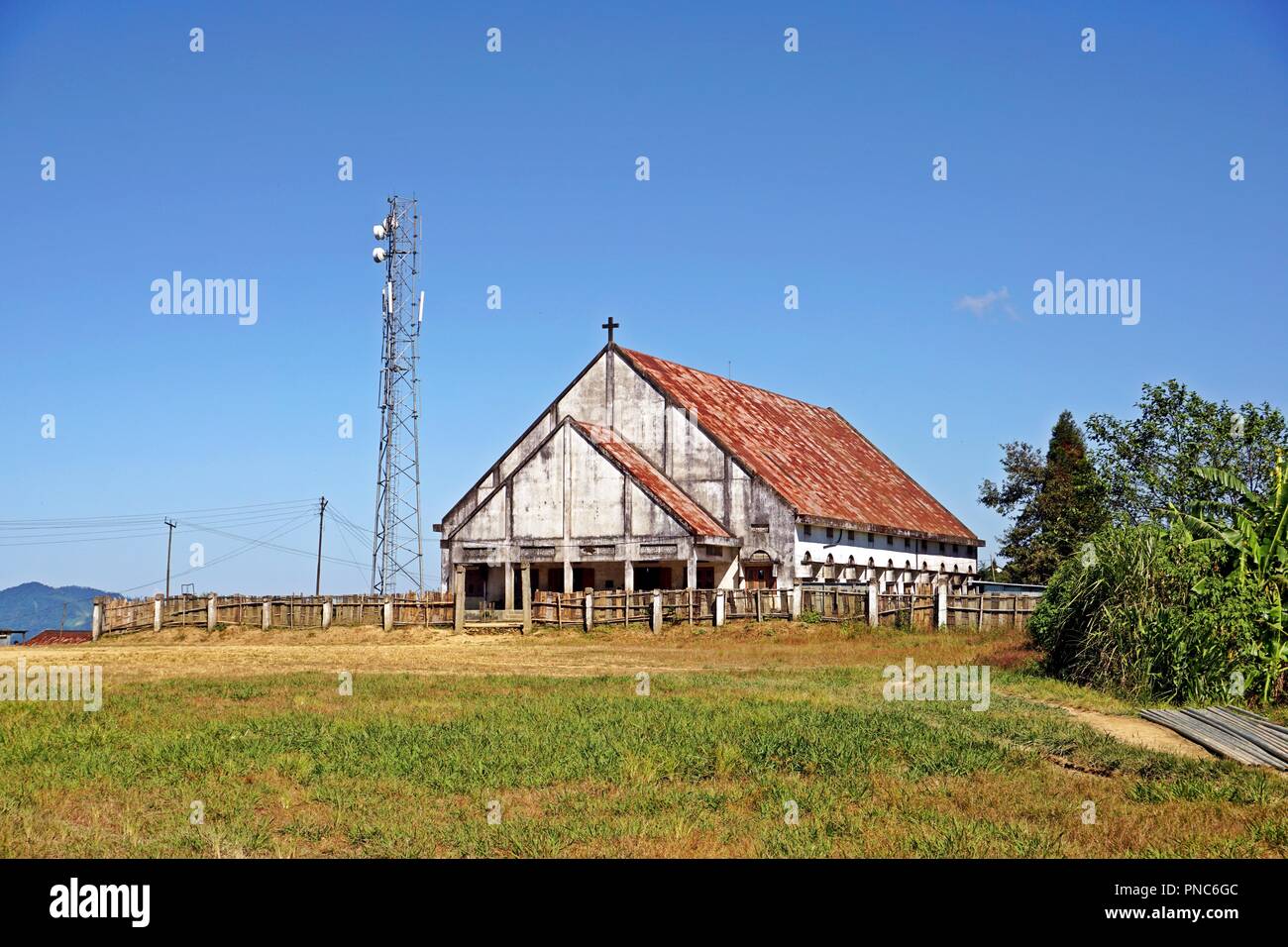 Botte chiesa cattolica in Longwa, Nagaland, India Foto Stock