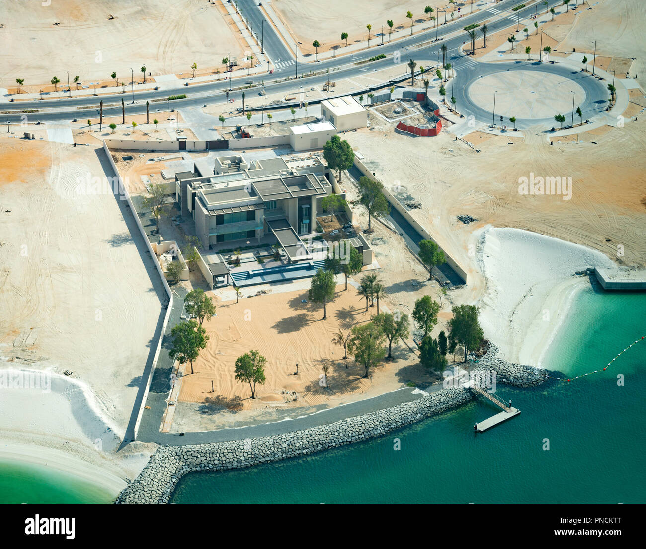 Nareel isola da Aldar. Showhouse recentemente recuperato parte insulare di importanti lo sviluppo immobiliare di Abu Dhabi, Emirati arabi uniti Foto Stock