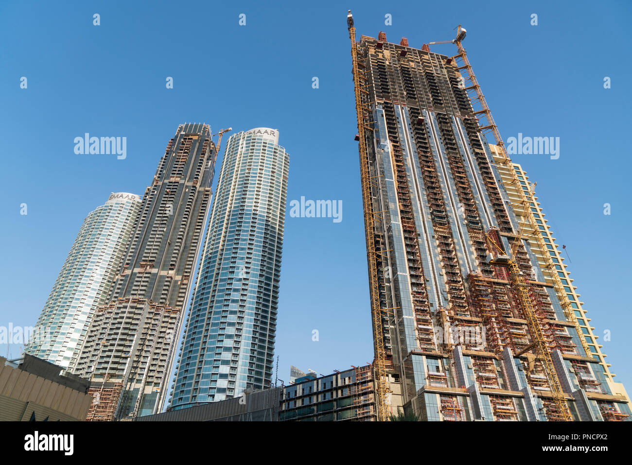 La costruzione del nuovo alto luogo lussuoso appartamento in palazzo nel centro cittadino di Dubai, Emirati Arabi Uniti, Emirati Arabi Uniti Foto Stock