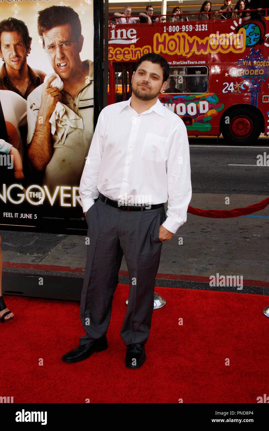 Jerry Ferrara - presso il Los Angeles Premiere dei postumi della sbornia tenutosi presso il Grauman's Chinese Theatre a Hollywood, CA martedì 2 giugno 2009. Foto di PRPP / PictureLux Riferimento File # Jerry Ferrara 60109 02PRPP per solo uso editoriale - Tutti i diritti riservati Foto Stock