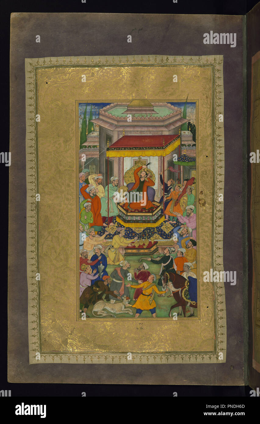 Alessandro il Grande intronizzato a Persepoli. Data/Periodo: 1595 (di Mughal). Manoscritti miniati; folio (foglie). Inchiostri e pigmenti su luce marrone carta con più tardi i margini esterni in vari colori di inchiostro e pigmenti sulla luce marrone carta con più tardi i margini esterni in vari colori. Altezza: 34 mm (1.33 in); Larghezza: 21,50 mm (0,84 in). Autore: Nezami Ganjavi. Foto Stock