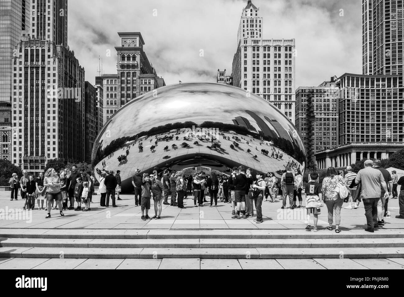 Cloud Gate, scultura, il fagiolo, dall artista britannico Anish Kapoor, nel Millennium Park Downtown Chicago, IL. Foto Stock