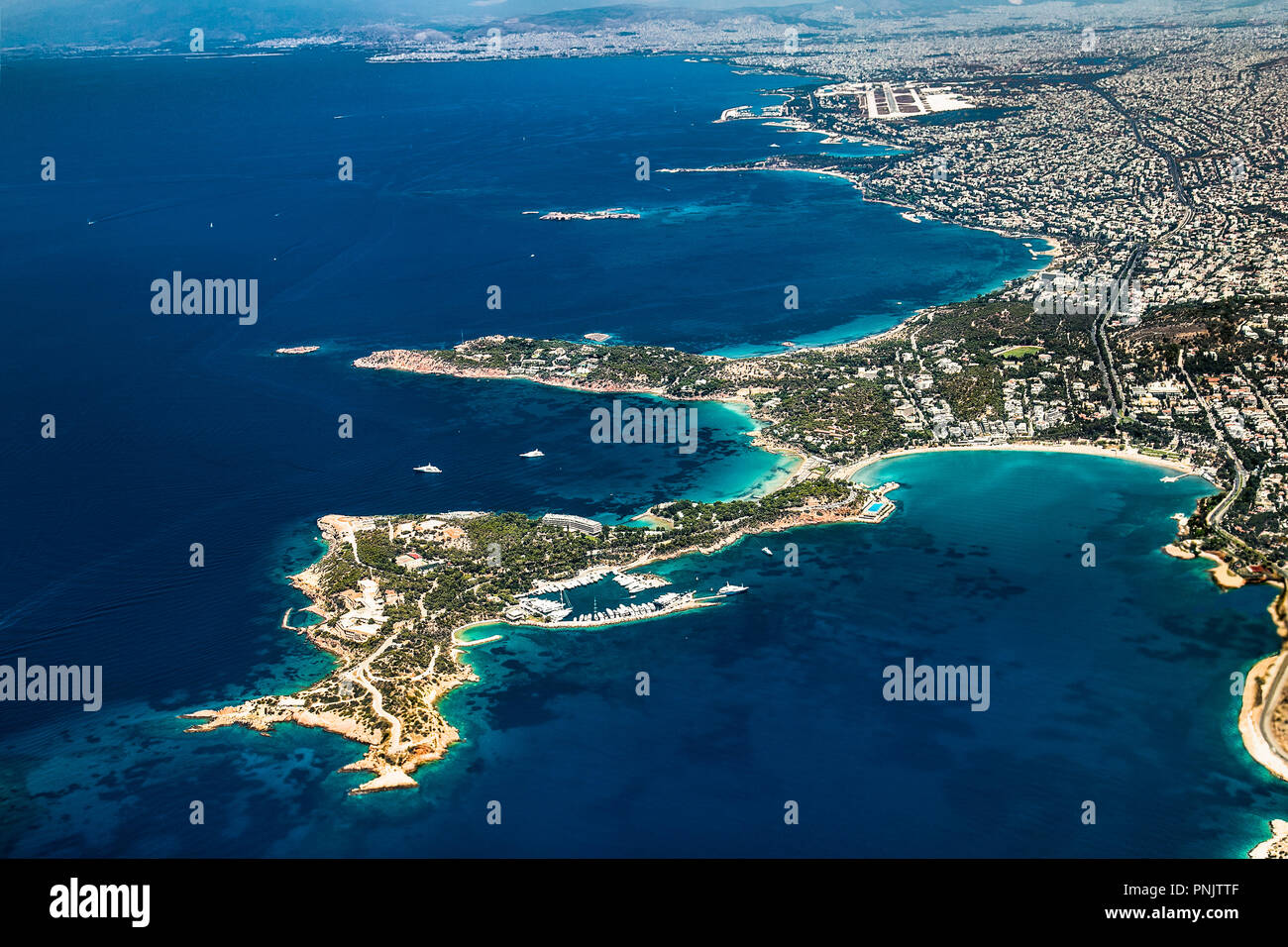 Vula e vari paesaggio dall'aria , nei pressi di Atene, Grecia. Foto Stock