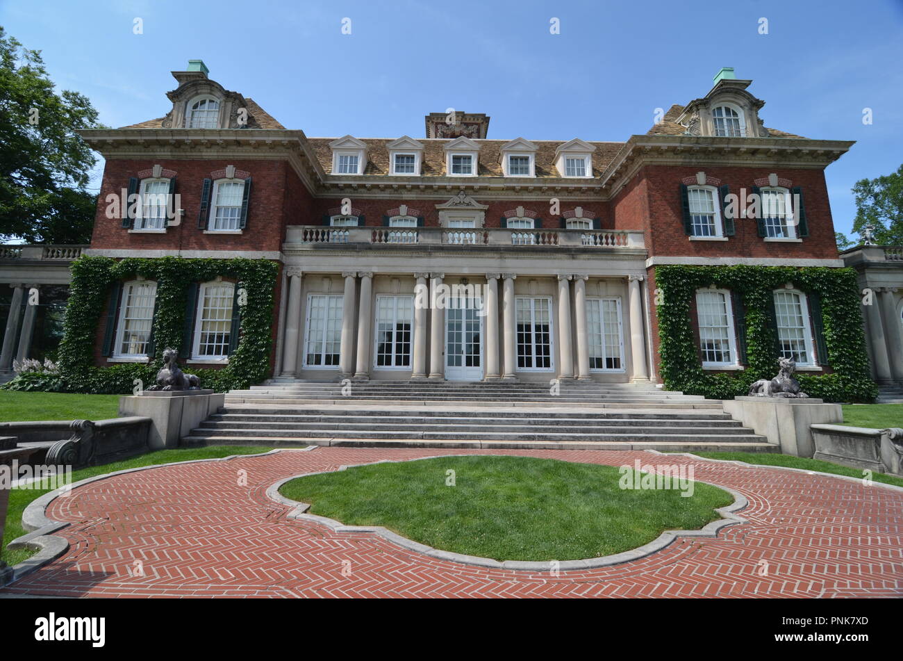 Old Westbury, nello Stato di New York. Long Island Gold Coast Mansion. Foto Stock