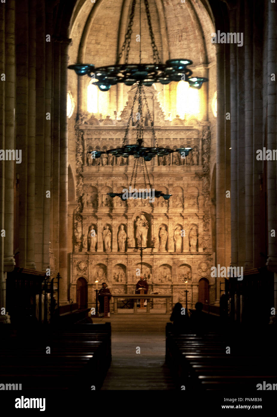 RETABLO MAYOR REALIZADO EN ALABASTRO - siglo XVI - RENACIMIENTO ESPAÑOL. Autore: FORMENT DAMIAN. Posizione: Monasterio de Poblet. Vimbodí. TARRAGONA. Spagna. Foto Stock