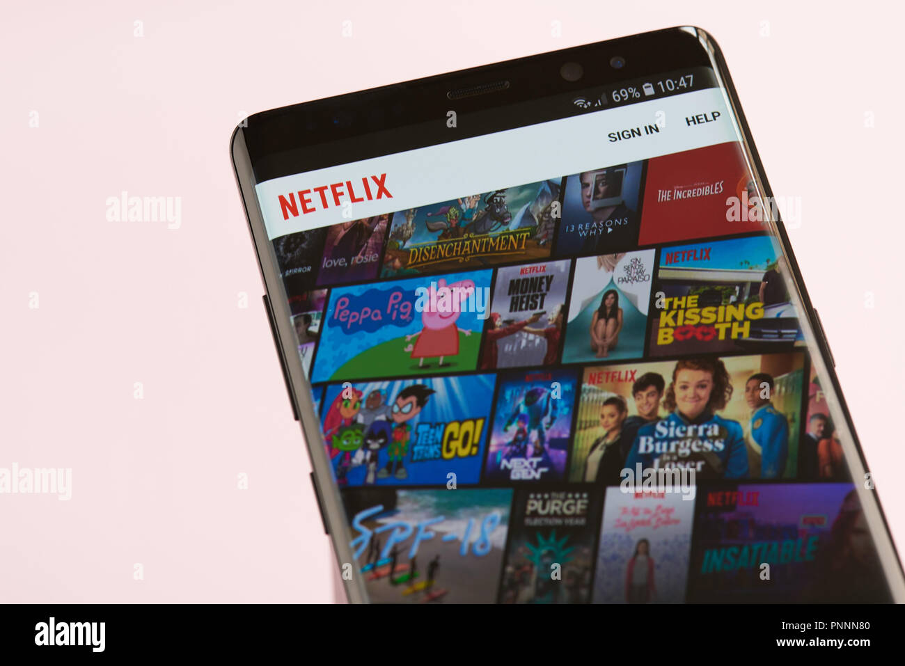New york, Stati Uniti d'America - 21 settembre 2018: Netflix menu app sullo smartphone lo sfondo della schermata Vista ravvicinata Foto Stock