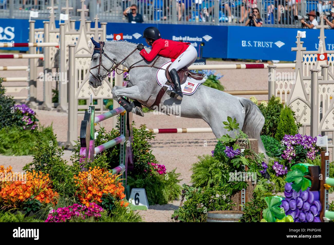 North Carolina, USA. Xxi Sett 2018. Laura Kraut. Zeremonie. Stati Uniti d'America. Show Jumping Team & singoli campionato. Giorno 10. Giochi equestri mondiali. WEG 2018 Tryon. Carolina del Nord. Stati Uniti d'America. 21/09/2018. Credito: Sport In immagini/Alamy Live News Foto Stock