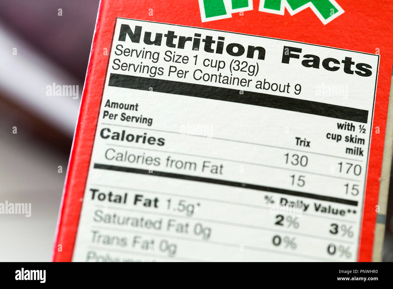 Fatti di nutrizione etichetta (informazioni nutrizionali) sulla scatola di cereali - USA Foto Stock