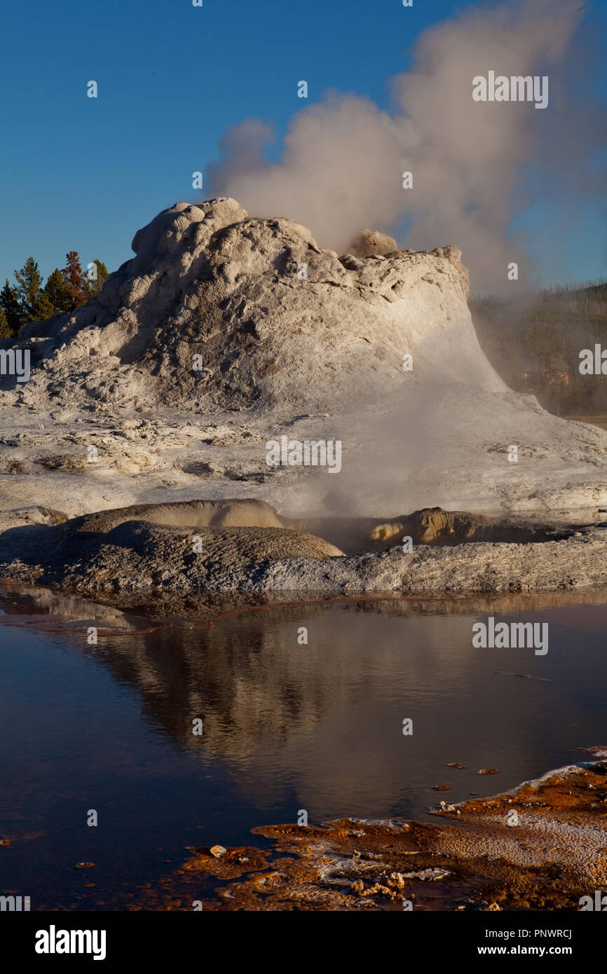 Sunset im Upper Geyser Basin Foto Stock