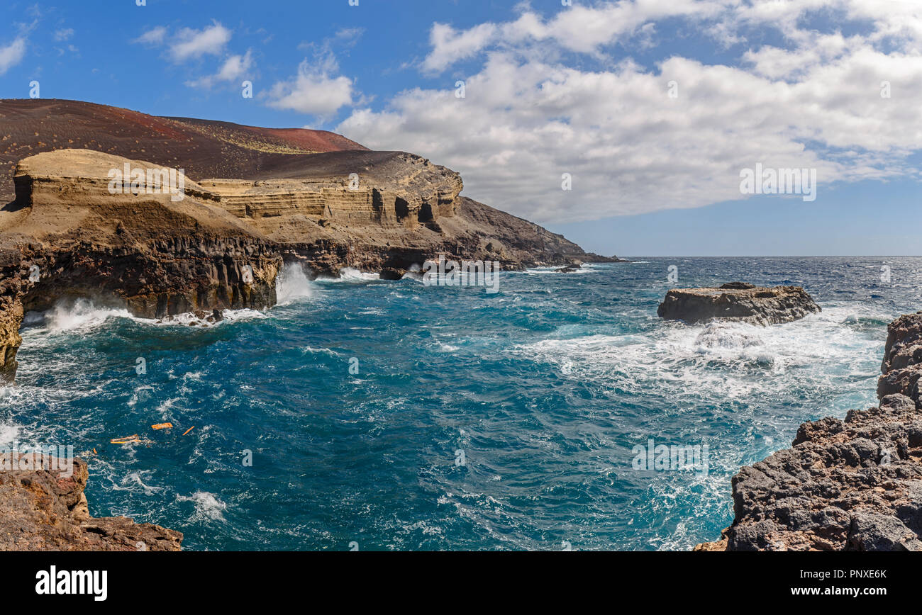 Seascape vulcanica a La Palma, Isole Canarie Foto Stock