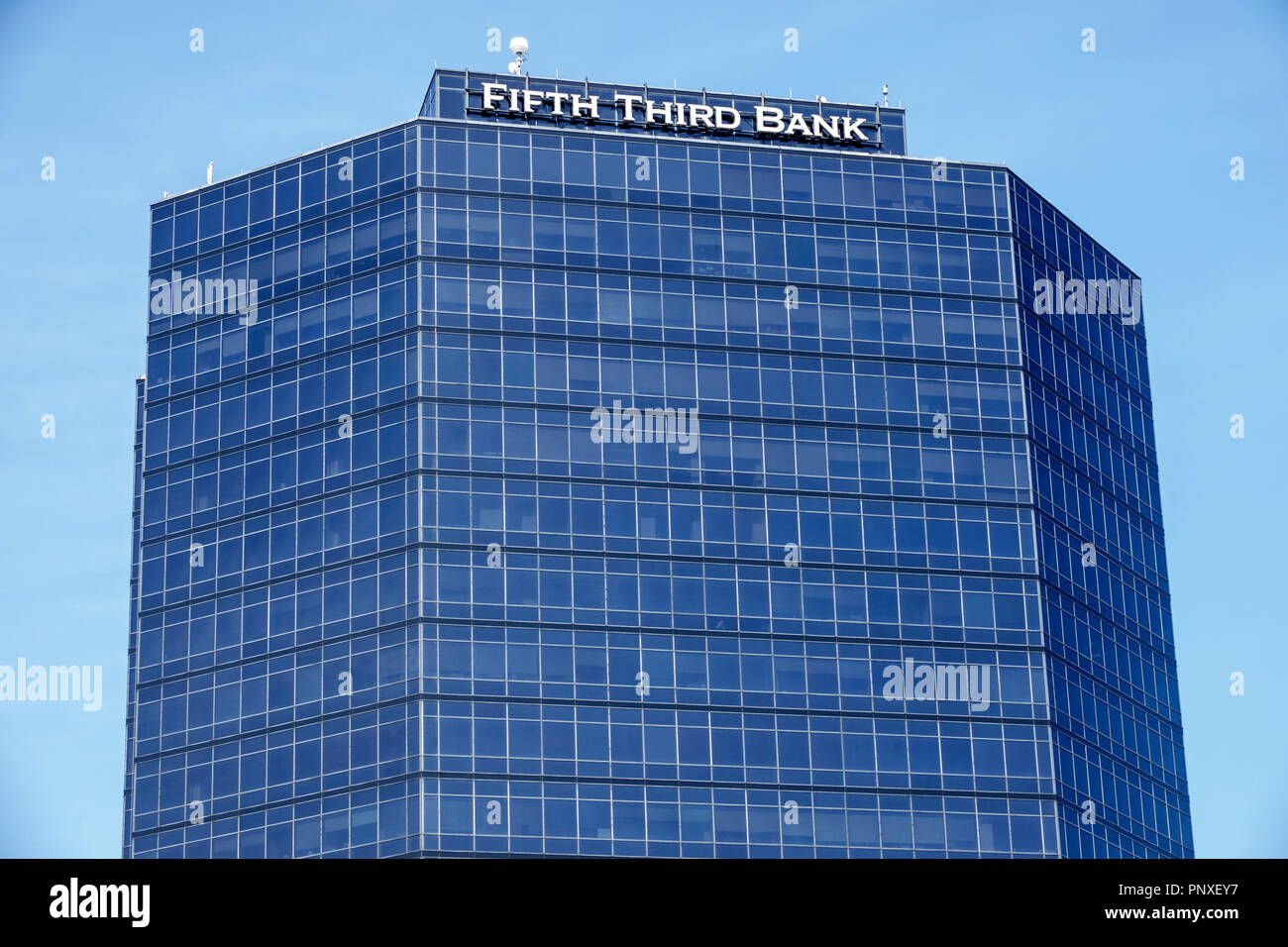 West Palm Beach Florida, Fifth Third Bank, edificio per uffici, vetro, FL1802212010 Foto Stock