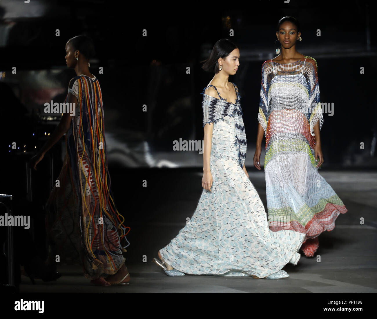 Milano, Italia. Il 23 settembre 2018. I modelli a piedi la pista al Missoni fashion show durante la settimana della moda milanese Primavera/Estate 2019 di Milano, Italia, il 7 settembre 22, 2018. Credito: Xinhua/Alamy Live News Foto Stock