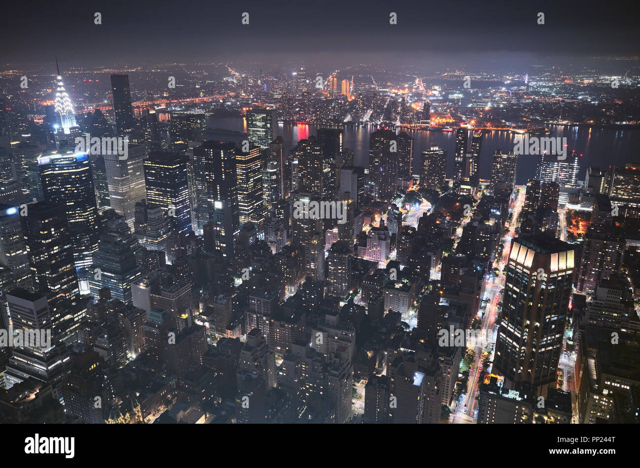 Antenna vista notturna della città di New York, Stati Uniti d'America. Foto Stock