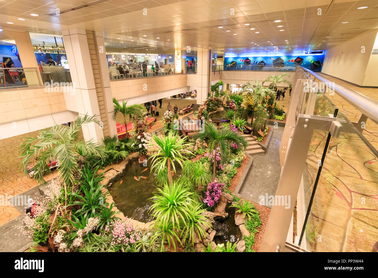 Singapore - Luglio 26, 2018: Orchid Garden all'Aeroporto Internazionale di Singapore Changi Foto Stock
