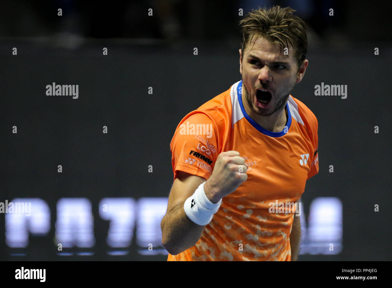 Stan Wawrinka della Svizzera reagisce durante il San Pietroburgo aprire ATP torneo di tennis semi finale corrispondono a San Pietroburgo. Foto Stock