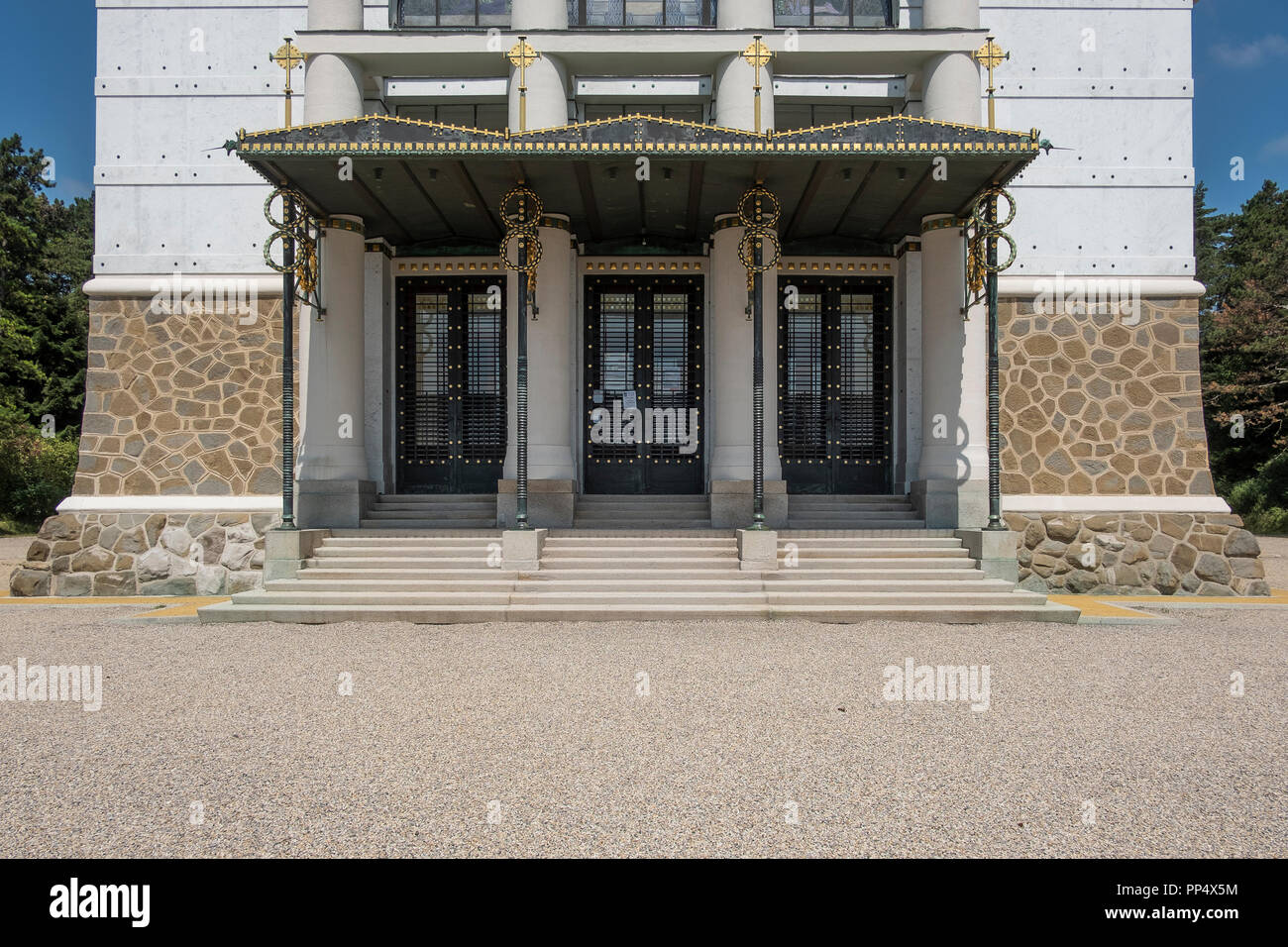 Vienna, otto-Wagner-Spital, Chiesa di Steinhof, (costruita 1904-1907) una grande opera di Art Nouveau viennese Foto Stock