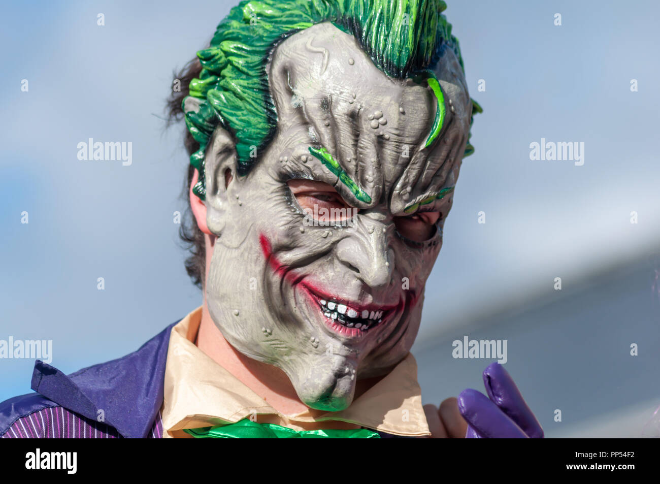 Glasgow, Scotland, Regno Unito. 23 Settembre, 2018. Un cosplayer vestito come il fittizio supervillain Joker dal fumetto libri pubblicati da DC Comics, arrivando al giorno due di MCM Scozia Comic Con tenutasi presso la SEC Center. Credito: Berretto Alamy/Live News Foto Stock