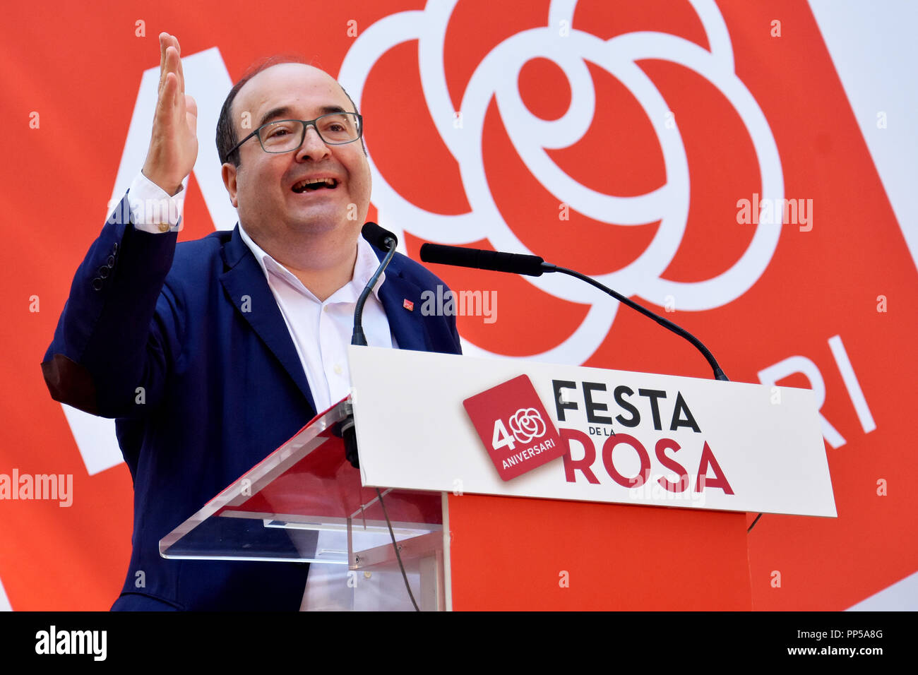 Gava, Barcelona, Spagna. 23 Sep, 2018. Il segretario del partito socialista di Catalogna (PSC) Miquel Iceta visto parlare durante la festa della rosa. Credito: Ramon Costa/SOPA Immagini/ZUMA filo/Alamy Live News Foto Stock