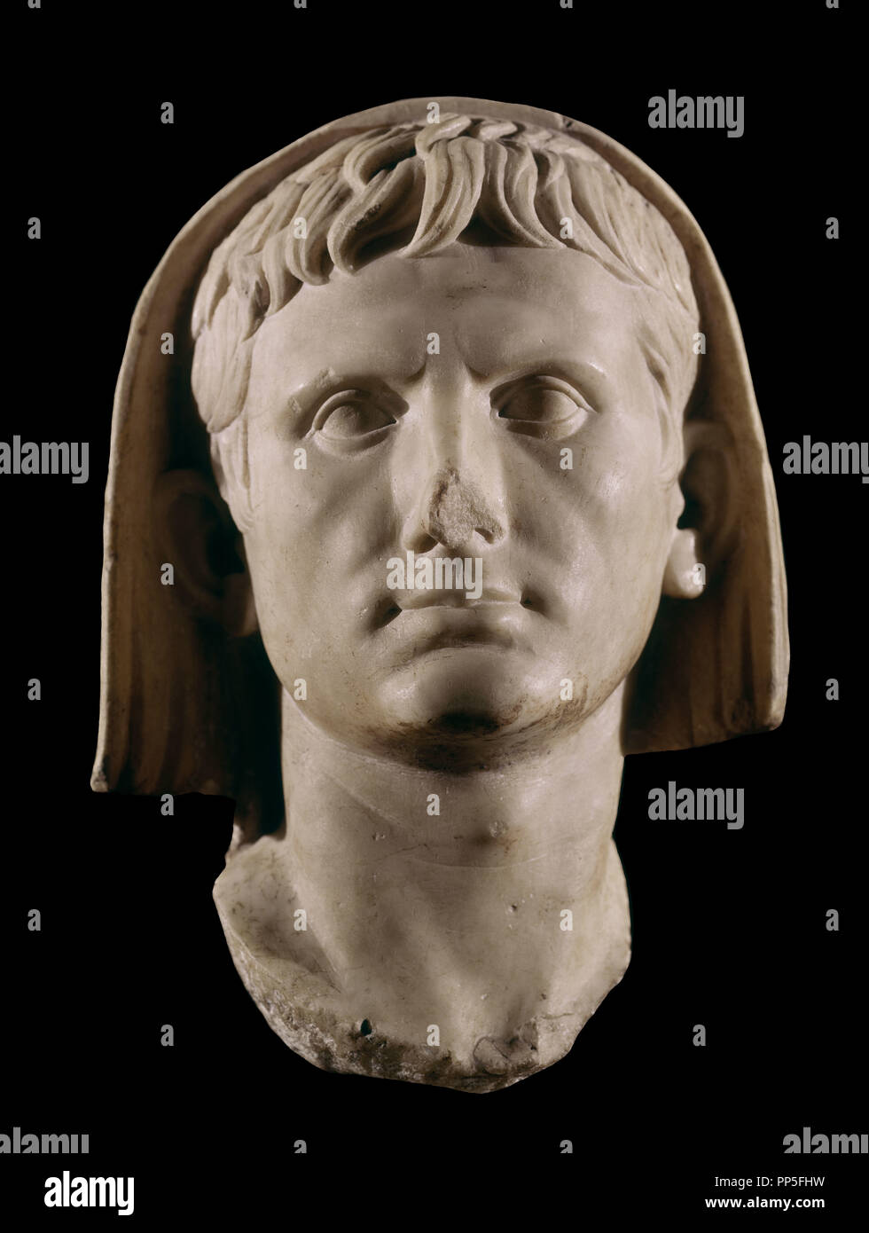 BUSTO DE OCTAVIO CESAR AUGUSTO EL PACIFICADOR COMO PONTIFICE MAXIMO - SIGLO I c.a. Posizione: Museo Nacional de Arte Romano. Foto Stock