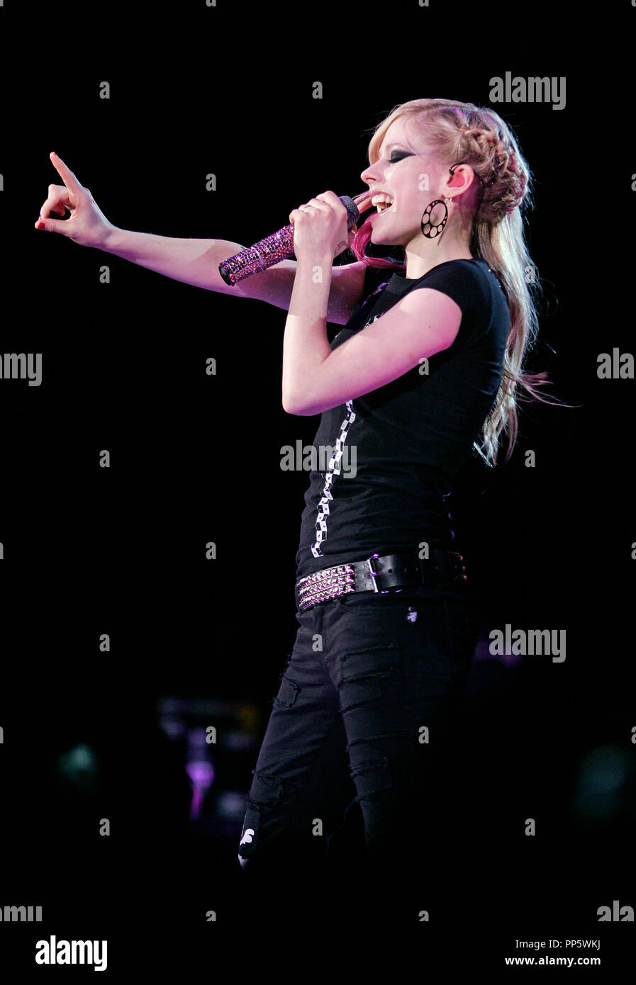 Avril Lavigne esegue in concerto presso l'anfiteatro di Cruzan in West Palm Beach, Florida il 20 aprile 2008. Foto Stock