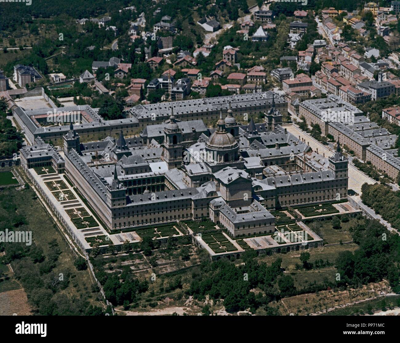 VISTA AEREA. Autore: HERRERA, JUAN DE. Posizione: MONASTERIO-esterno. SAN LORENZO del El Escorial. MADRID. Spagna. Foto Stock