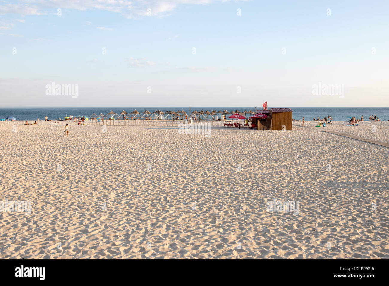 Portogallo spiaggia, Cova do vapor Foto Stock